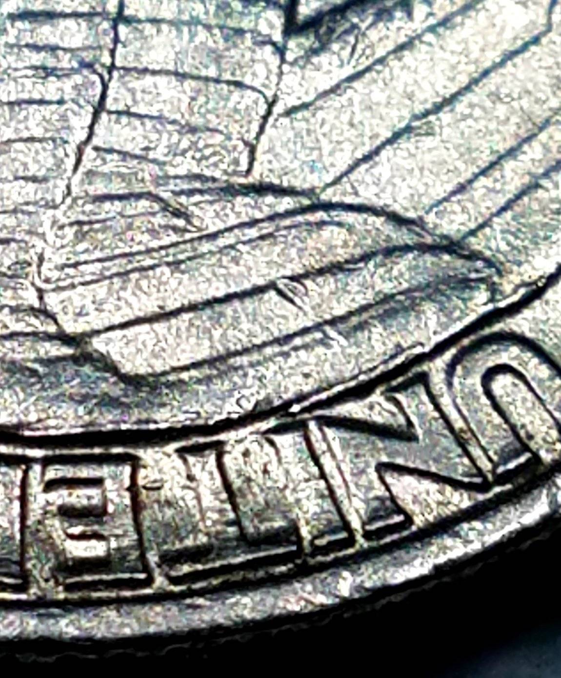 1990-P-Washington-Quarter-Interior-Die-Breaks-And-Die-Chip-At-